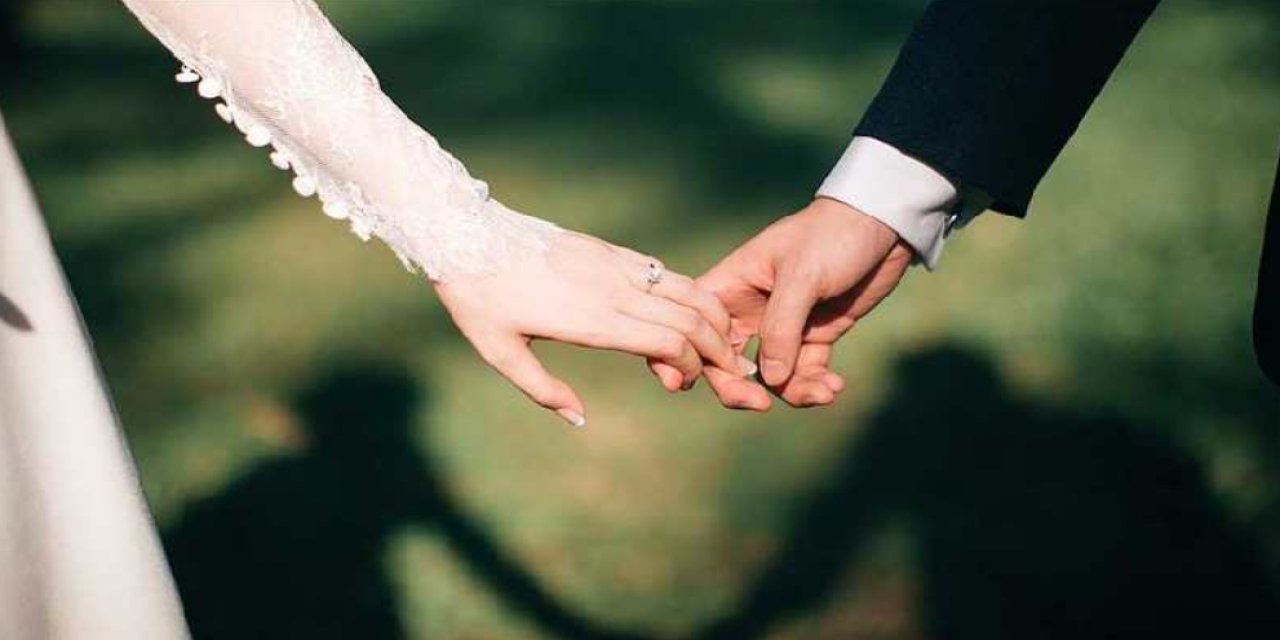 Faizsiz evlilik kredisinde yaş şartı belli oldu! Bakan Göktaş şartları açıkladı…