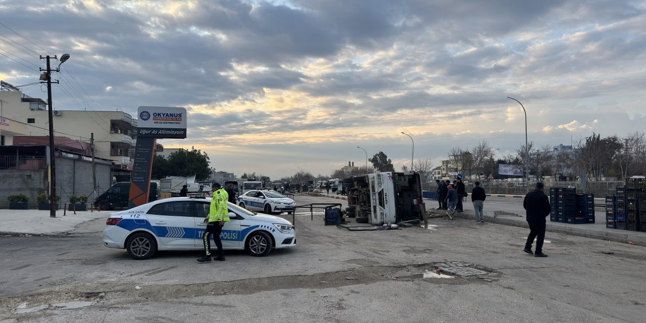 Adana'da Feci Kaza: Onlarca Yaralı Var!