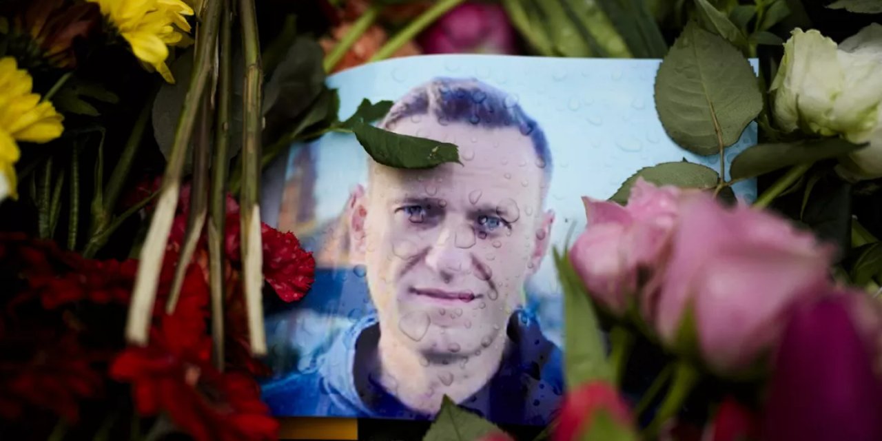 Navalni'nin Cenazesi Annesine Teslim Edildi!