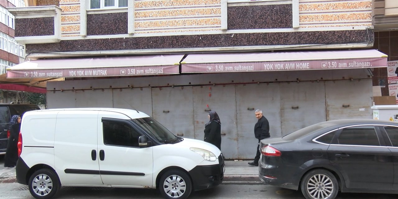 Sultangazi'de Esnaf Müşteriyi Fırça Sapıyla Dövdü, İş Yeri Mühürlendi