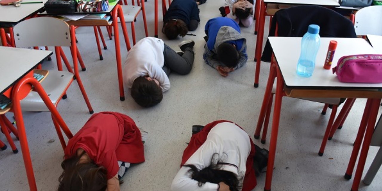 Prof. Dr. Yılmaz: İlkokul 1. Sınıftan İtibaren 'Deprem Dersi' Konmalı