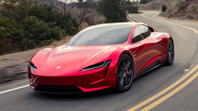 Tesla'nın Roadster'ı 0'dan 100'e 1 saniyede çıkacak!