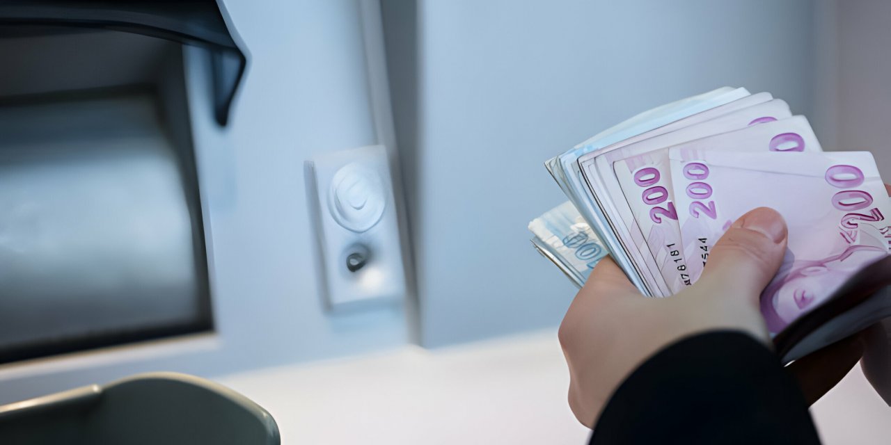 ATM'lerde Yeni Dönem Başladı: Hem Para Çekme Limiti Değişti Hem de O Paralar Artık Kabul Edilmiyor!