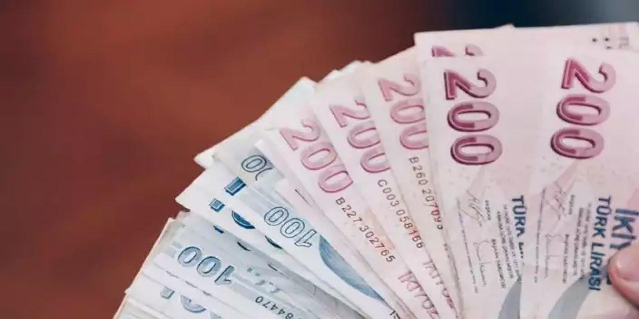 Kulisler Bu İddia İle Çalkalanıyor: Erdoğan Yarın Açıklayacak, Emekli İkramiyesi 10 Bin TL'ye Çıkarılacak