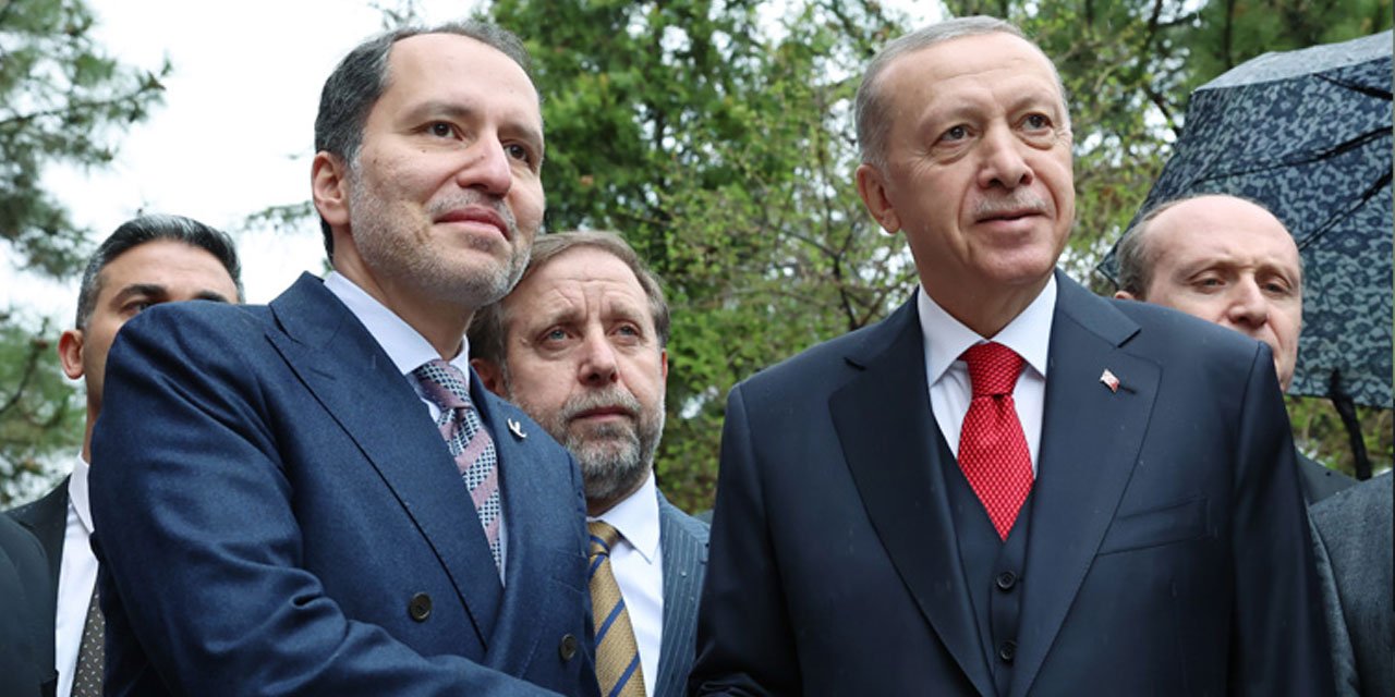 Eski AKP'li Milletvekili, Tahmin Değil Bilgi Diyerek Açıkladı: "Yeniden Refah, AKP Lehine Seçimlerden Çekilecek"