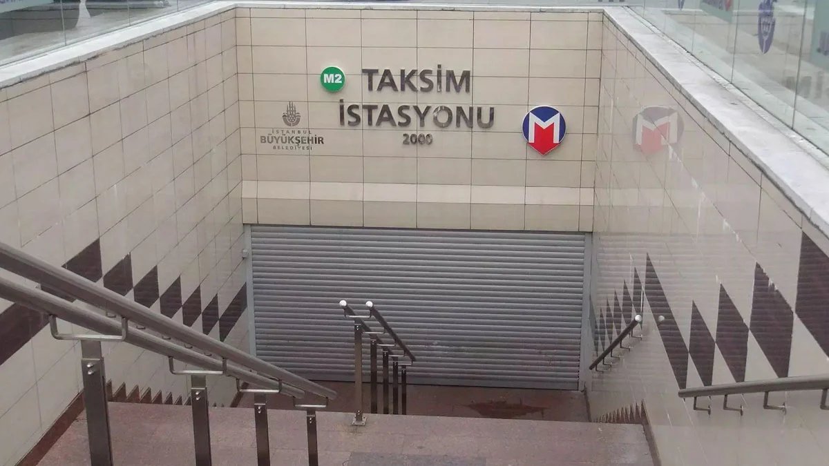 AKP'nin '8 Mart' kutlaması! Metro istasyonu kapatıldı