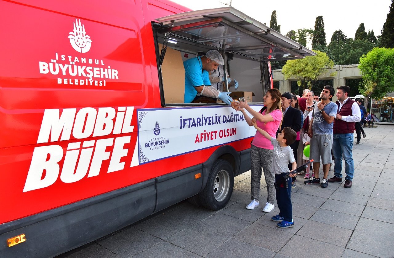 Ramazanda Yolda Kalan İstanbullular İçin İşte İBB'nin Mobil Büfeleri Hizmet Vereceği Yerler