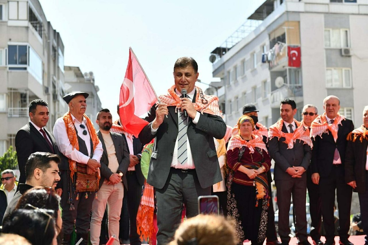 Cemil Tugay: İzmir'de Farklı Bir Belediyecilik Modelini Ortaya Koyacağız