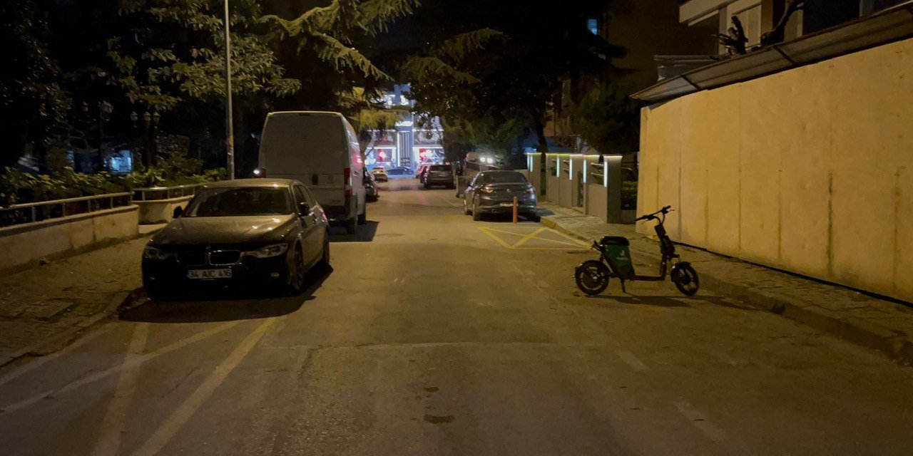 Kadıköy'de Kornaya Bastın Tartışmasında Bıçak ve Kemerler Konuştu
