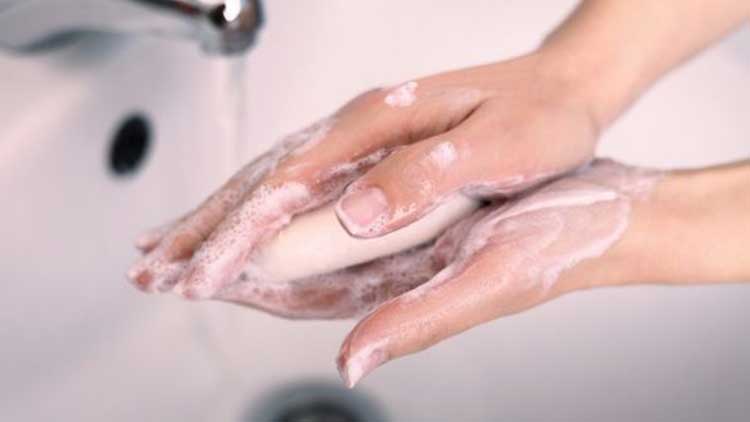 Fox sunucusu: 10 yıldır ellerimi yıkamıyorum