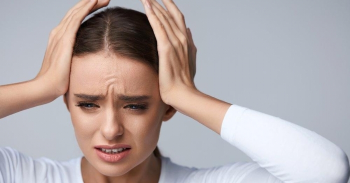 Oruçluyken baş ağrısını geçirmenin en kolay yolu! İlaç kadar hızlı etki ediyor