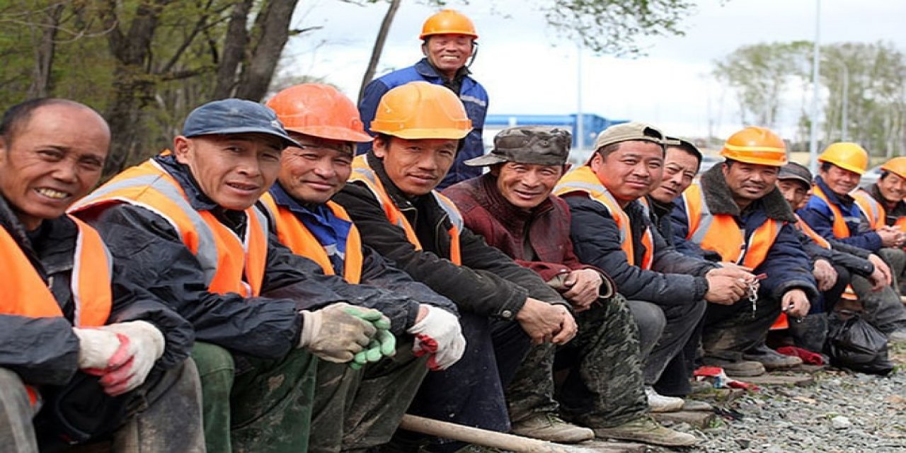 Kazakistan'da Yabancı İşçi Sayısı 13 Bine Yükseldi