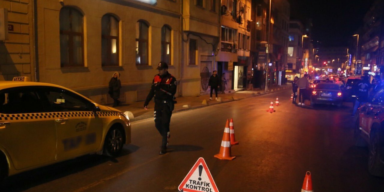 İstanbul'da Bir Günde 481 Şüpheli Yakalandı, Sürücülere 1.6 Milyon TL Ceza Kesildi