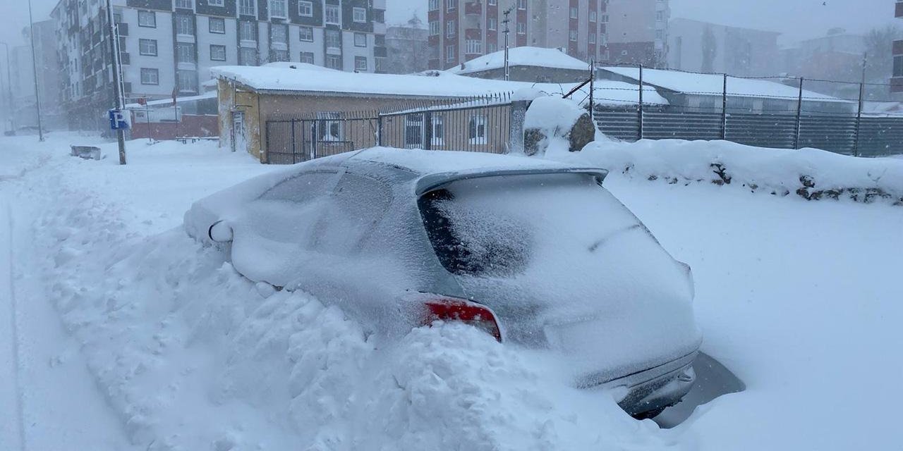 Erzurum, Ardahan ve Kars'ta Kar Yağışı