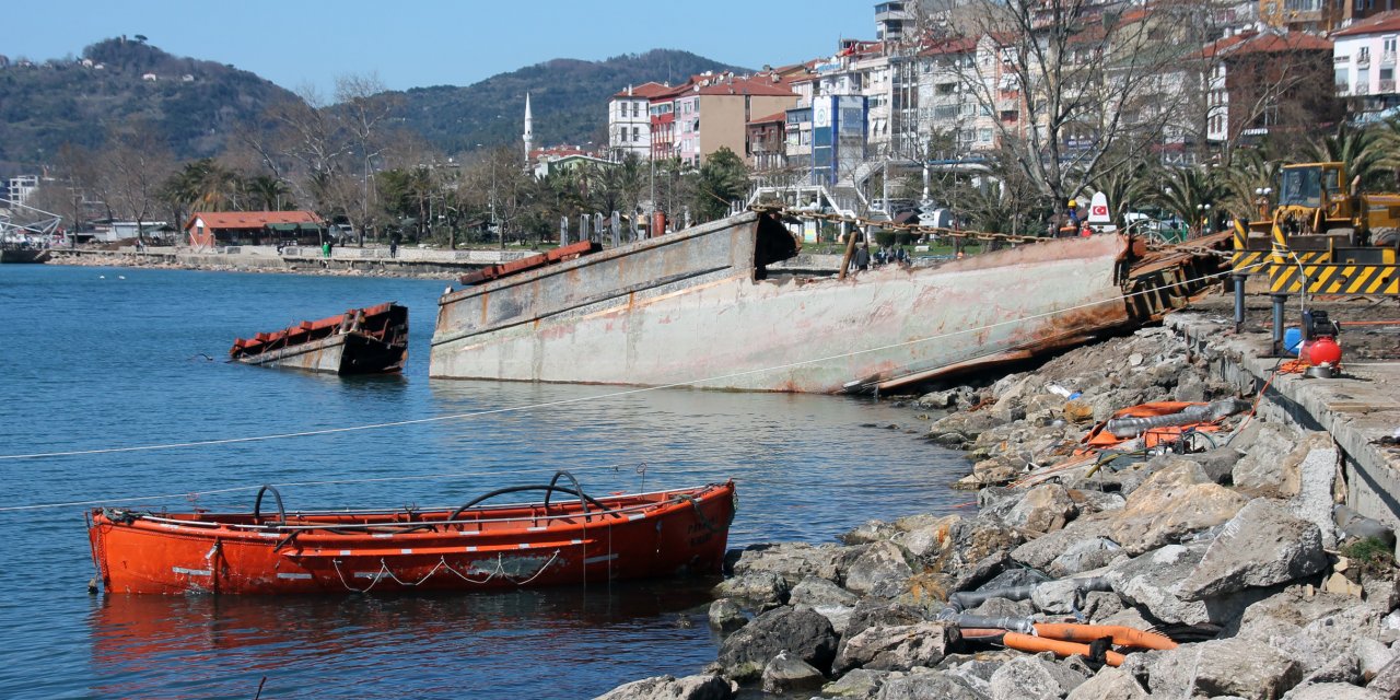 Zonguldak'ta Batan Geminin Kayıp Personeli 12 Gündür Aranıyor