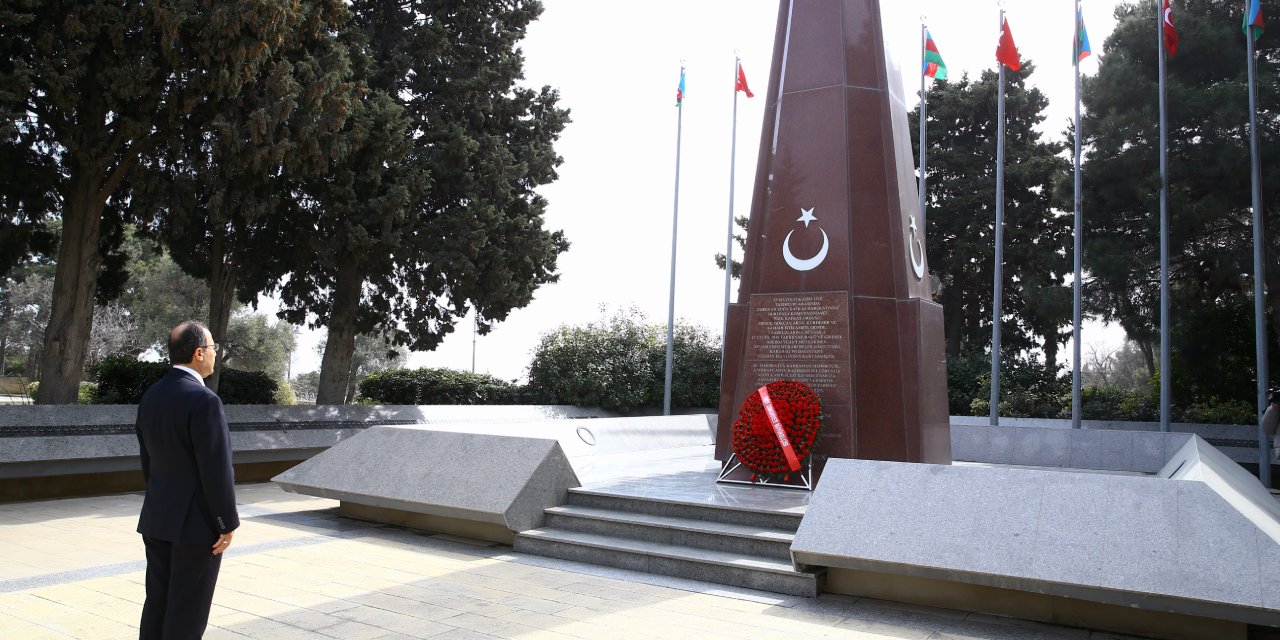 Azerbaycan'da Çanakkale Zaferi'nin 109. Yılı Törenle Kutlandı!
