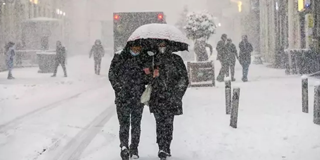 Soğuk Hava ve Kar Yağışı: Marmara'dan Başlayarak Türkiye Genelinde Etkili Olacak