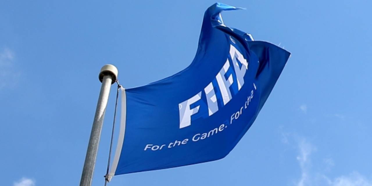FIFA'dan 5 Süper Lig Kulübüne Transfer Yasağı Geldi
