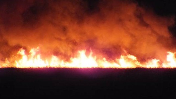 Doğa harikasında yangın...