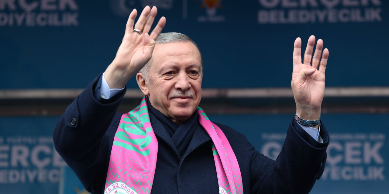 Erdoğan'ın Mitingine ‘Adalet’ Tişörtü İle Gidince Gözaltına Alındı