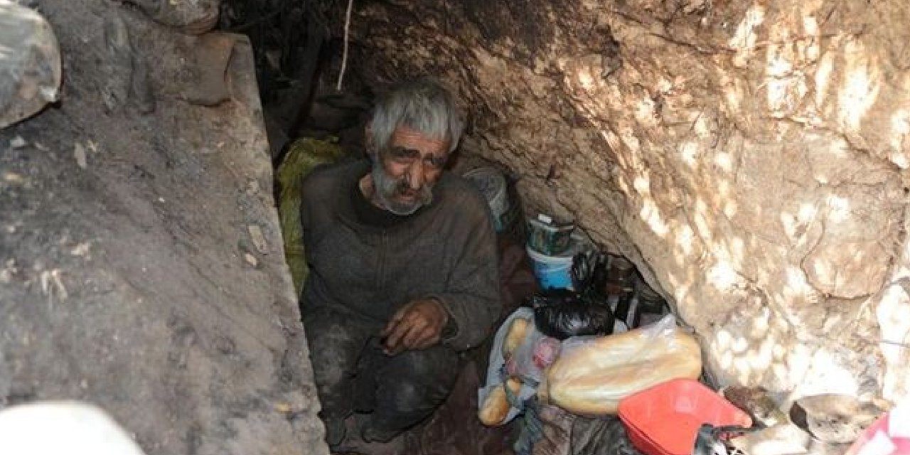 40 Yıl Mağarada Yaşayan İskender Gündüz Hayatını Kaybetti: "Burası Benim Mezarım" demişti"