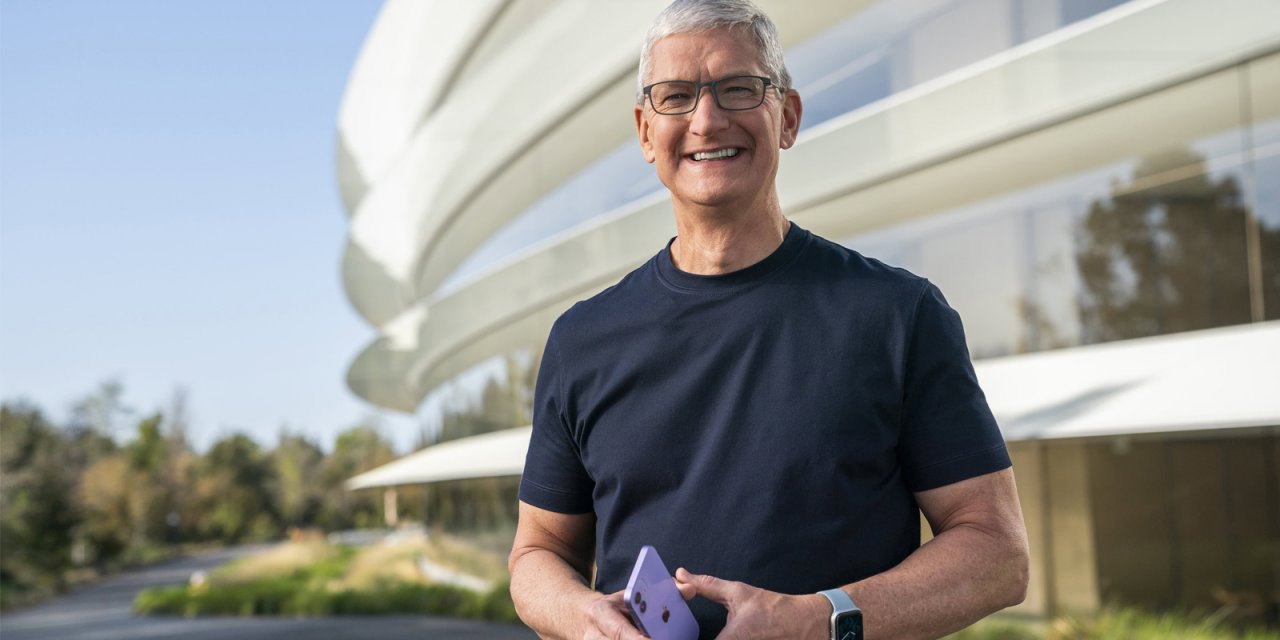 Apple CEO'su Cook: "Dünyada Çin'den Kritik Tedarik Zinciri Yok"