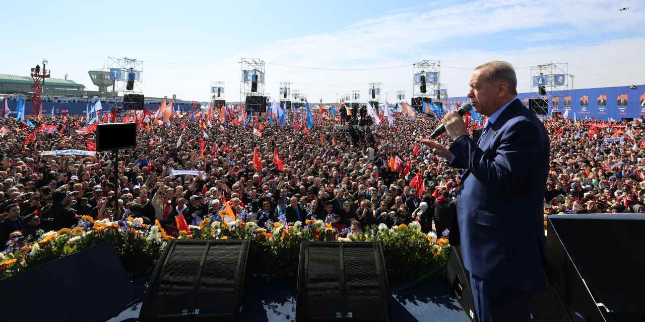 Erdoğan, İstanbul mitingine katılanların sayısını az buldu, sitem etti! Murat Yetkin: 'Öfkesine yenik düştüğü için mi yoksa...'