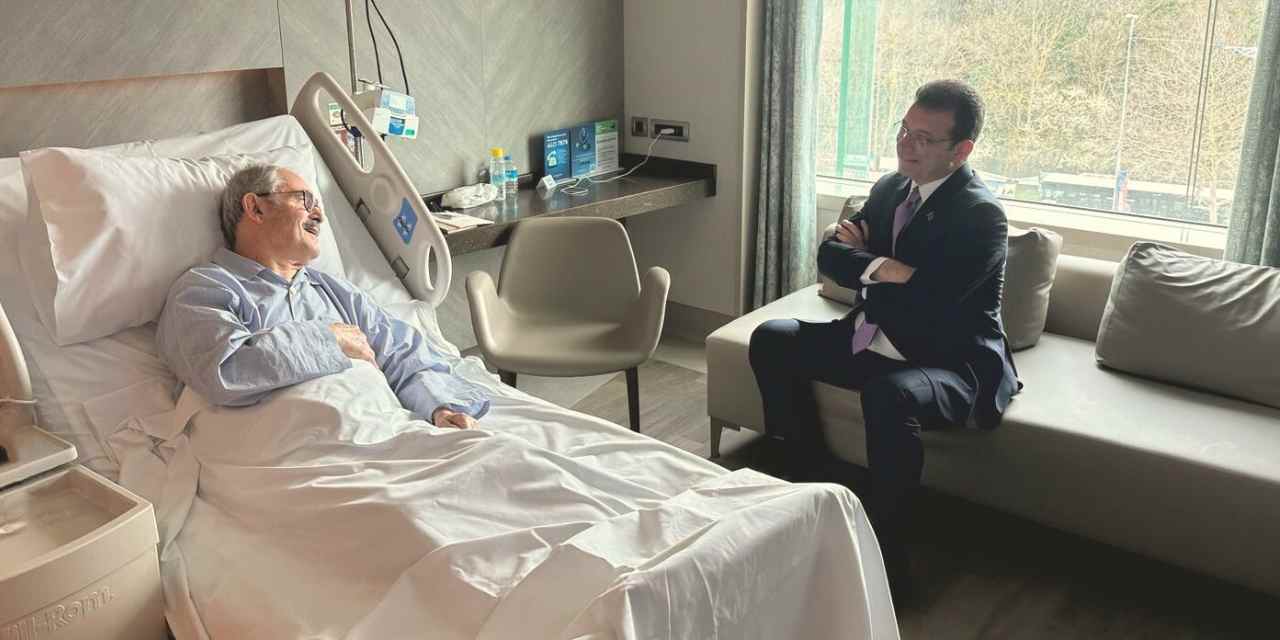 Ekrem İmamoğlu'ndan operasyon geçiren Yılmaz Büyükerşen'e hastanede ziyaret