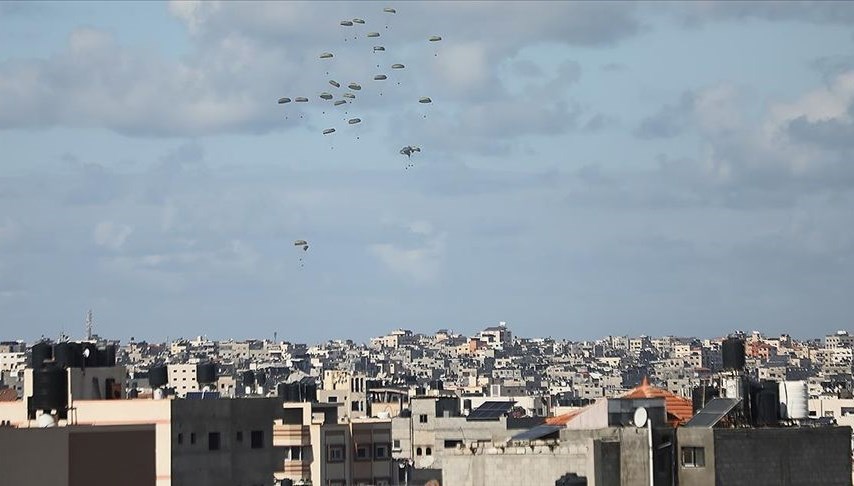 Ürdün ve 5 ülke Gazze'ye havadan yardım indirdi
