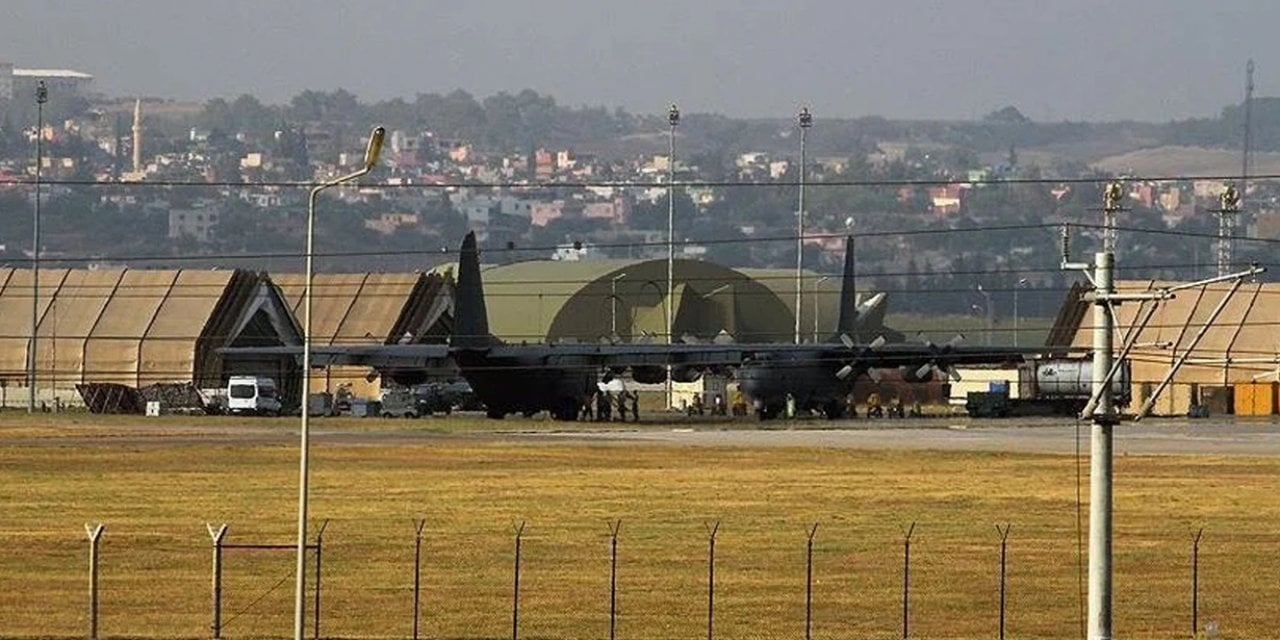 İncirlik Üssü Karşısında Usame Bin Ladin Pankartı Asan 2 Kişi Gözaltına Alındı