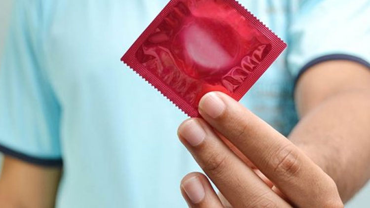 BM: 'Okullarda prezervatif dağıtmak sekse teşvik etmiyor'