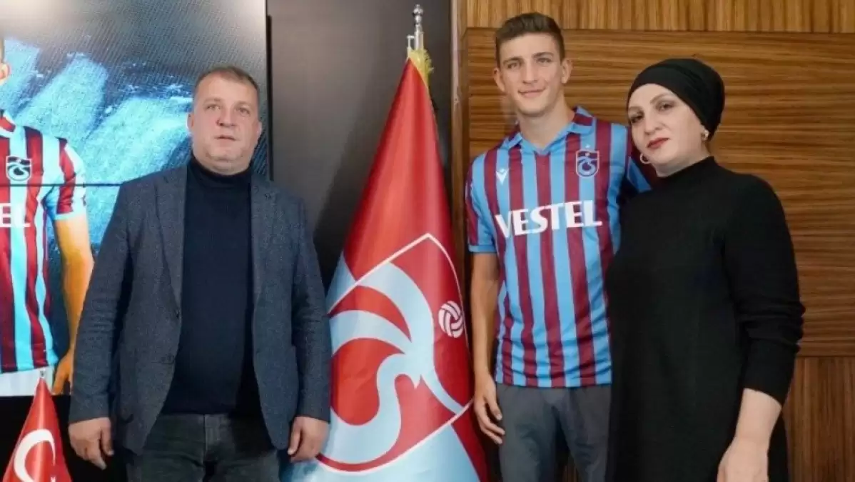 Trabzonlu Milli Futbolcunun Babası Yine Seçildi