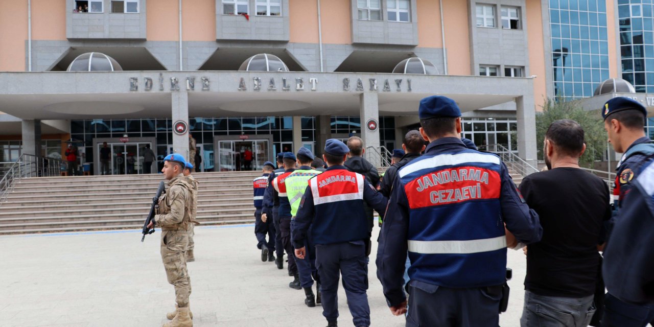 Edirne'de 3 Terör Şüphelisi Yakalandı