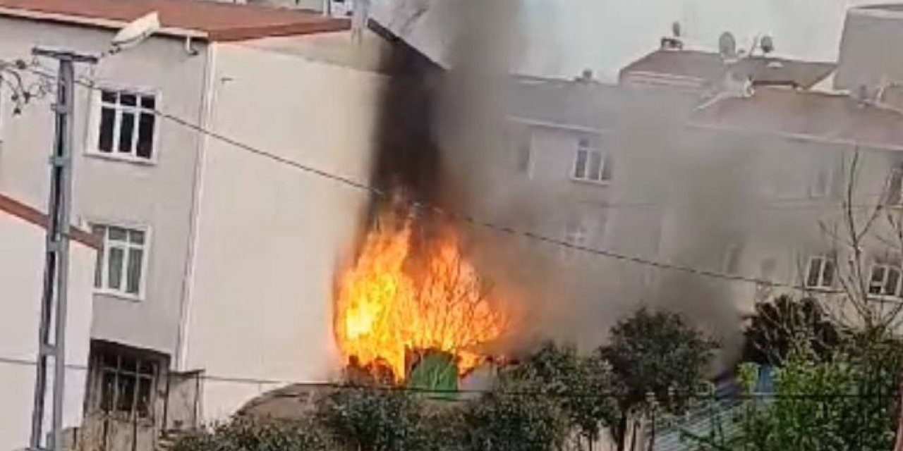 Avcılar'da Yangın: Alevler Binalara da Sıçradı!