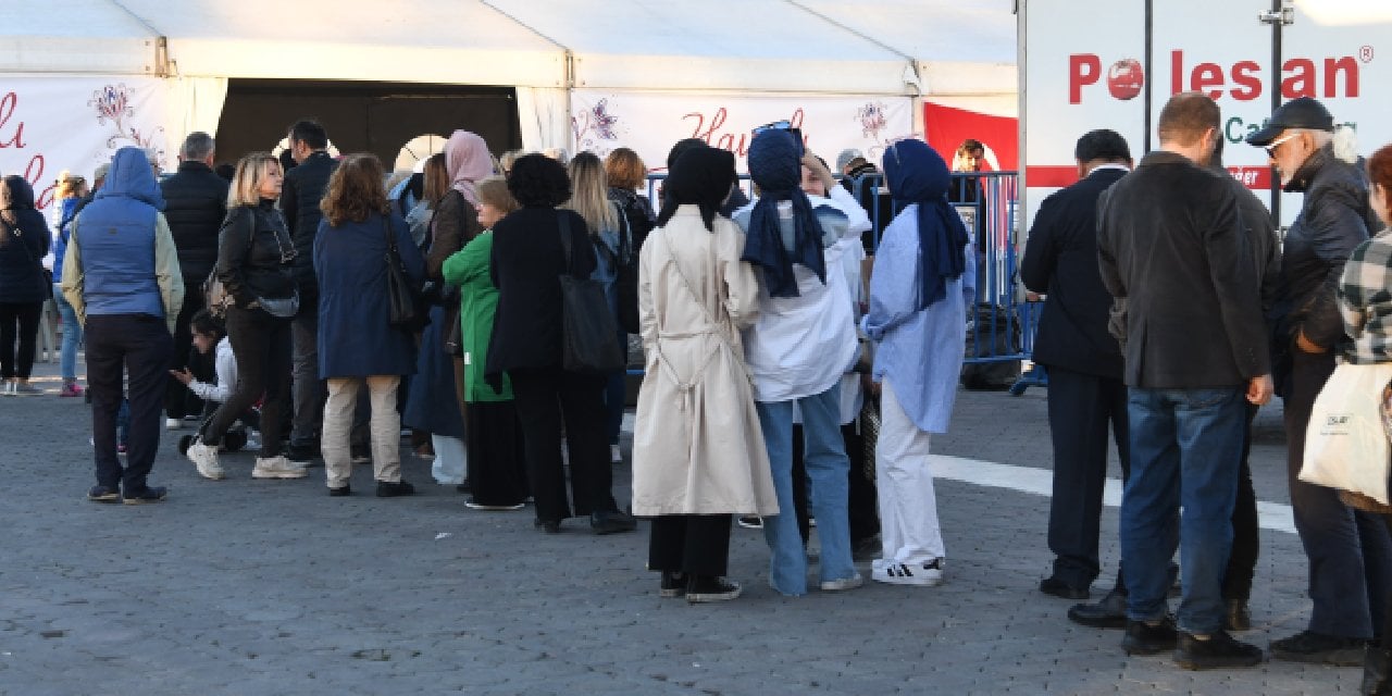 Seçimi Kaybetti, Kadıköy'deki İftar Çadırı Uçtu