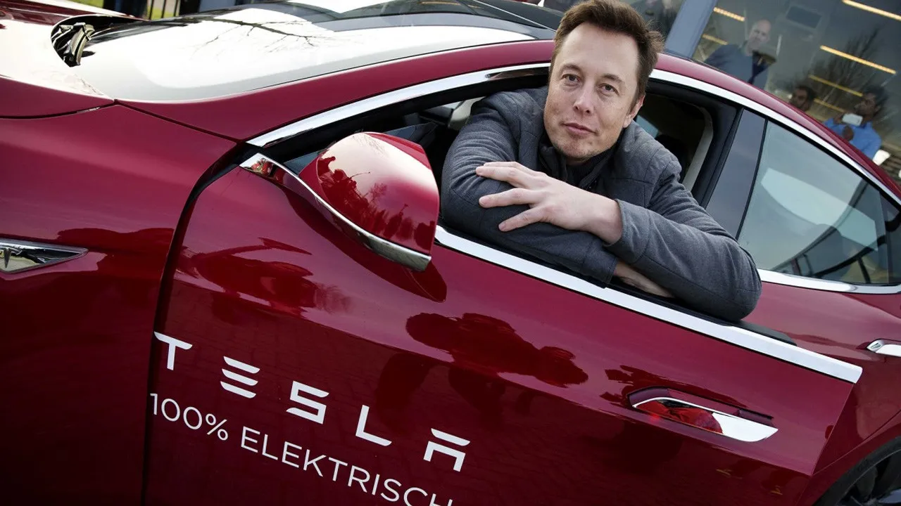 Tesla Sürücüsüz Taksi 8 Ağustos'ta Tanıtılıyor
