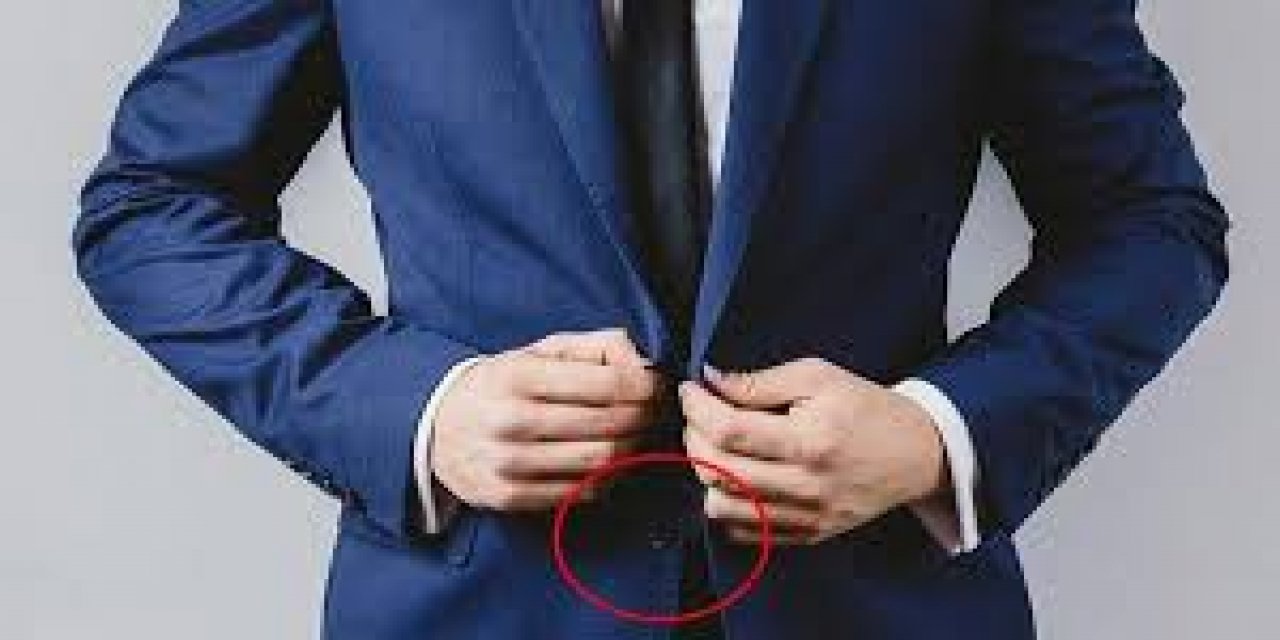 Şaşıracaksınız: Neden erkeklerin kıyafetlerinde düğmeler sağda, kadınların düğmeleri ise solda?