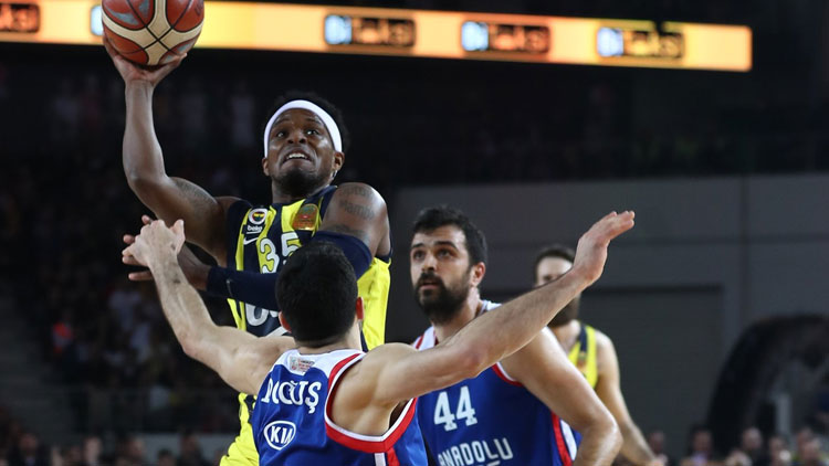 Fenerbahçe Beko, Anadolu Efes'i yenip kupaya uzandı