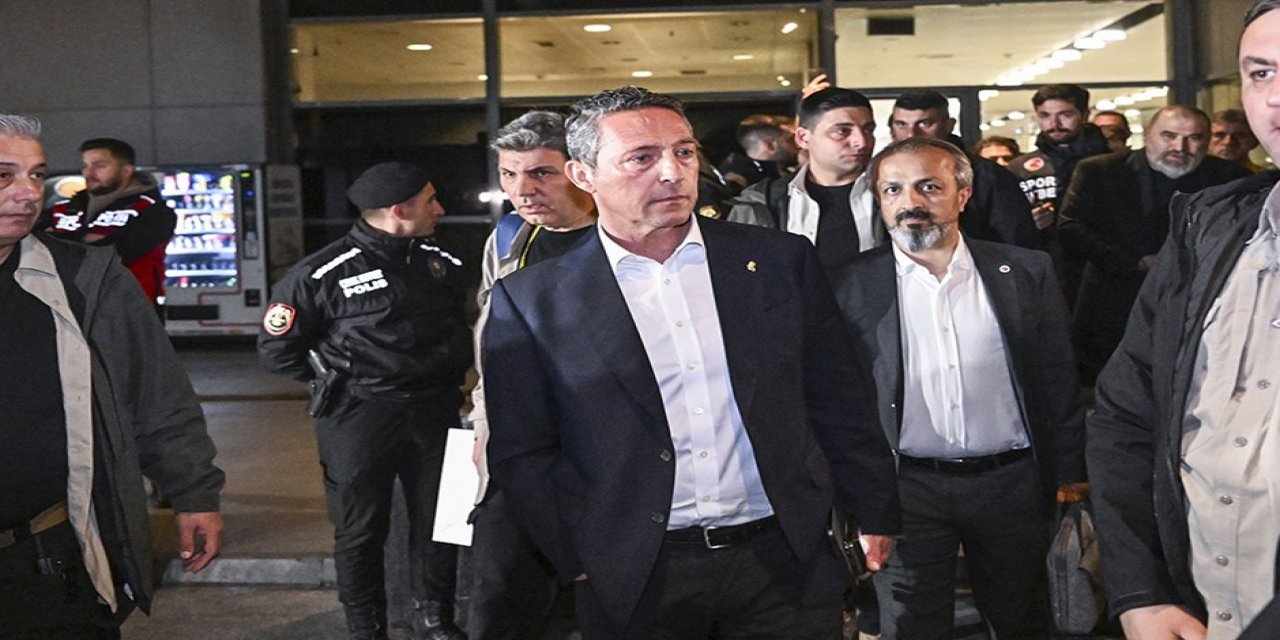 Fenerbahçe Kafilesi İstanbul'a Döndü