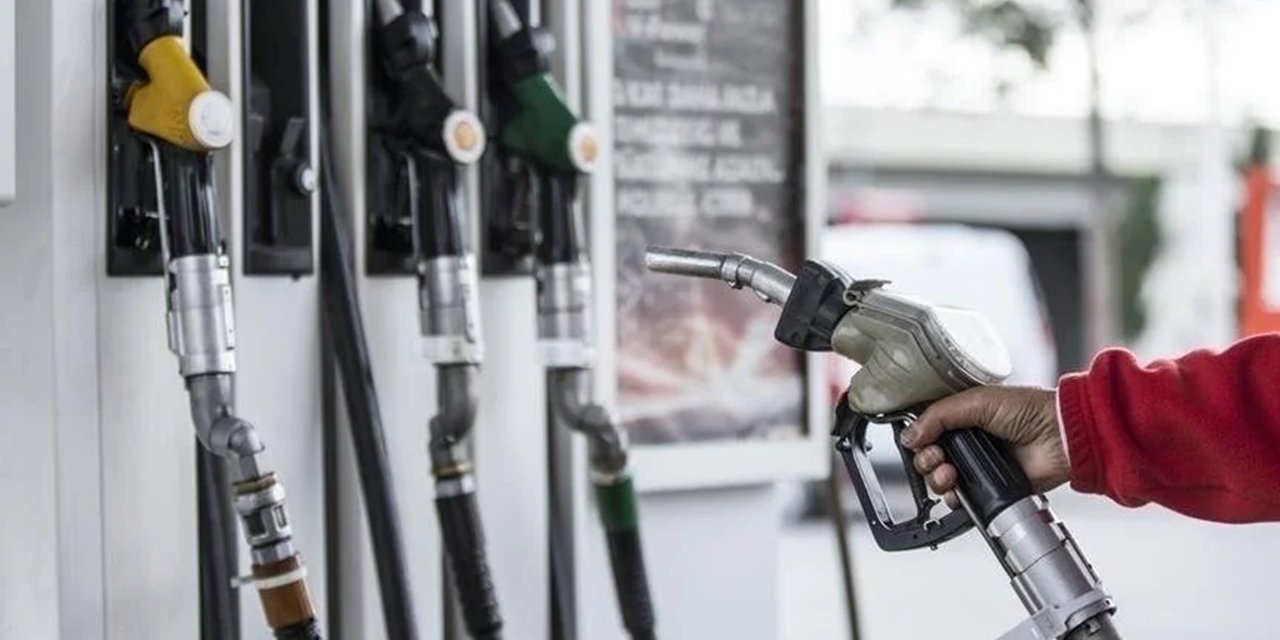 Petrol Fiyatları Düştü: Benzin ve Motorine İndirim Geliyor!