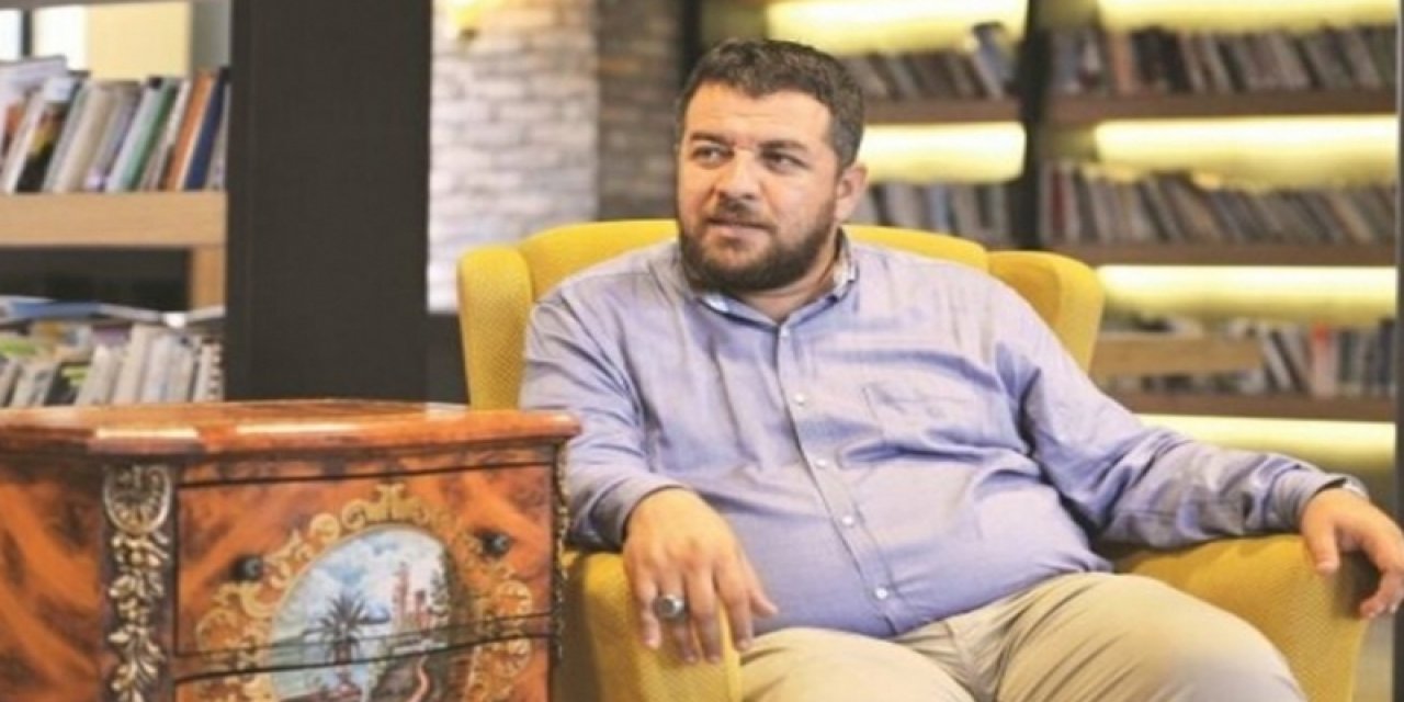 Yandaş Yazar AKP'ye Verdi Veriştirdi: "Genel Merkez'de Bir Çete Var"