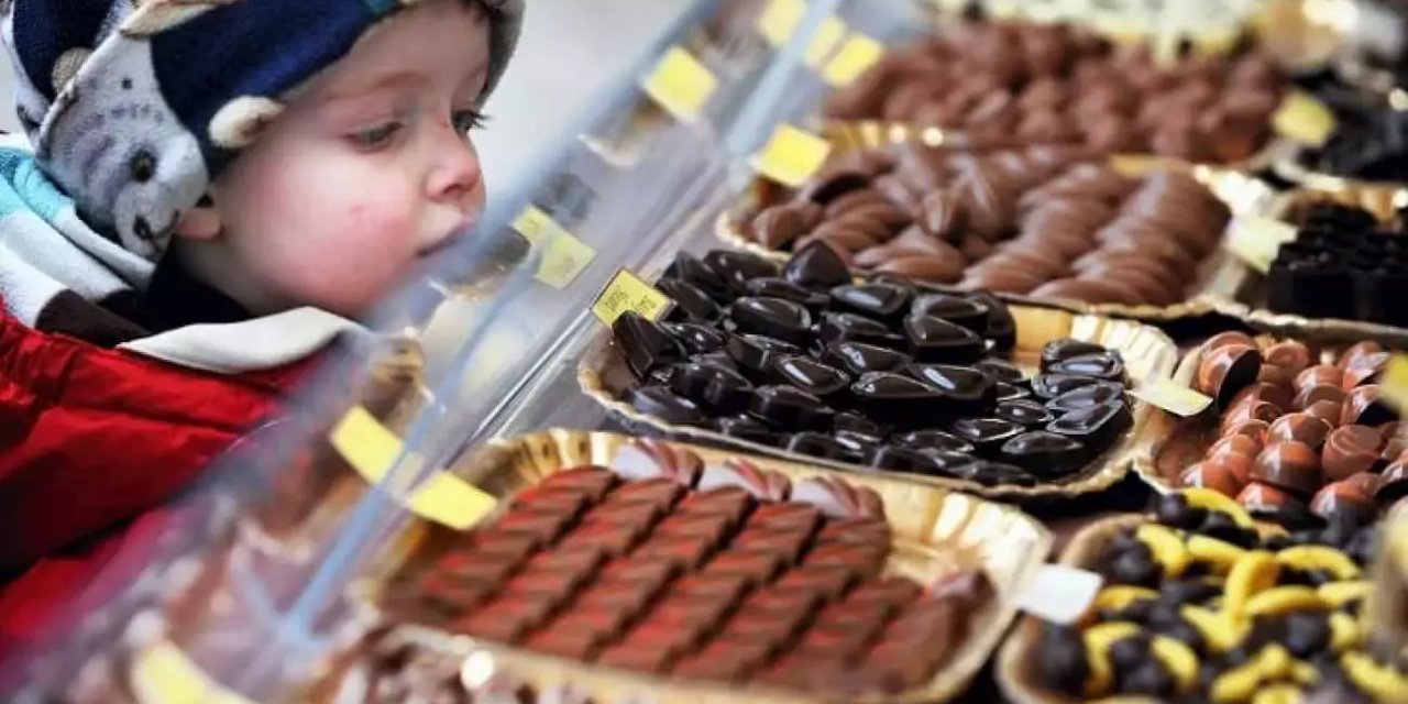 Bayram Alışverişine Çıkanlar Dikkat: Herkes Çikolata Zannederek Alıyor! Çocuklar için Çok Tehlikeli Olduğu Ortaya Çıktı