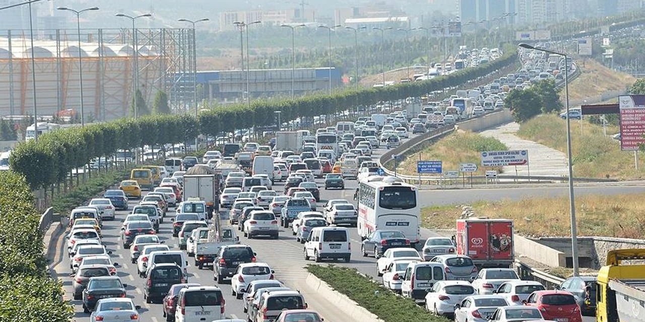 Tekirdağ-İstanbul Yolunda Yoğun Trafik