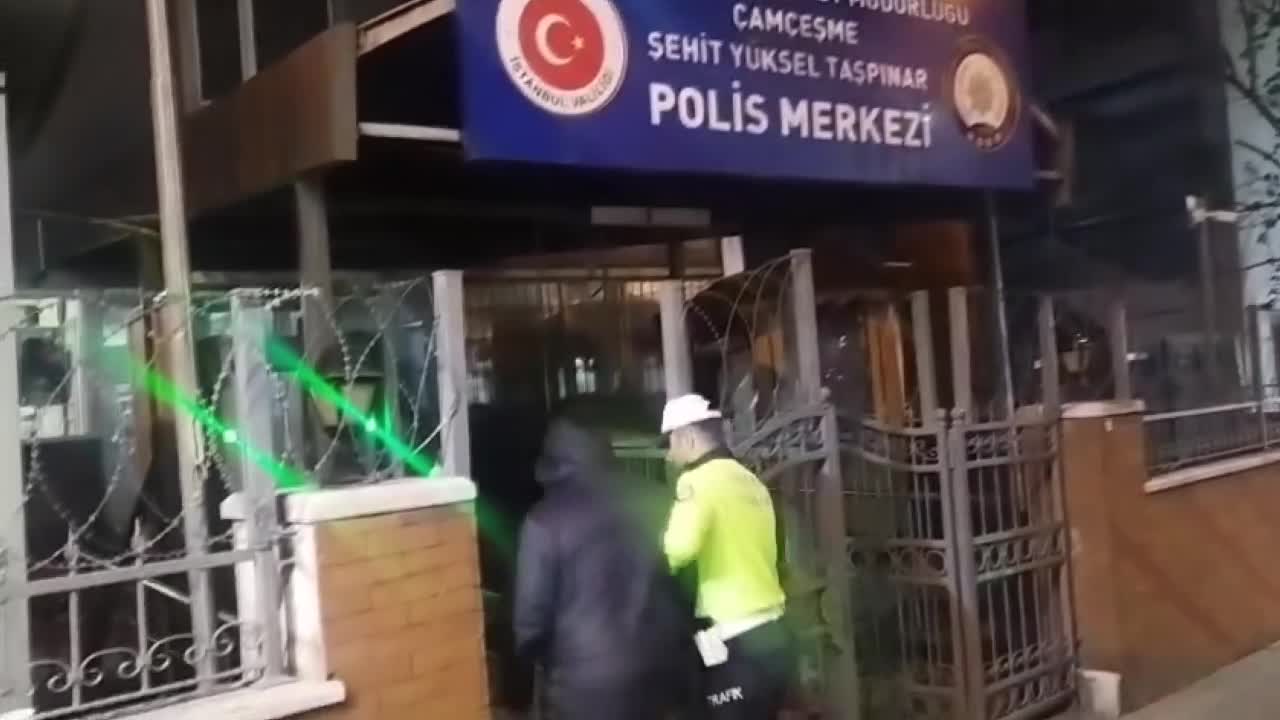 İstanbul'da Çalıntı Araçla Gezerken Yakalanan 3 Şüpheli Suç Makinesi Çıktı! 99, 54 ve 82 Suç Kaydı