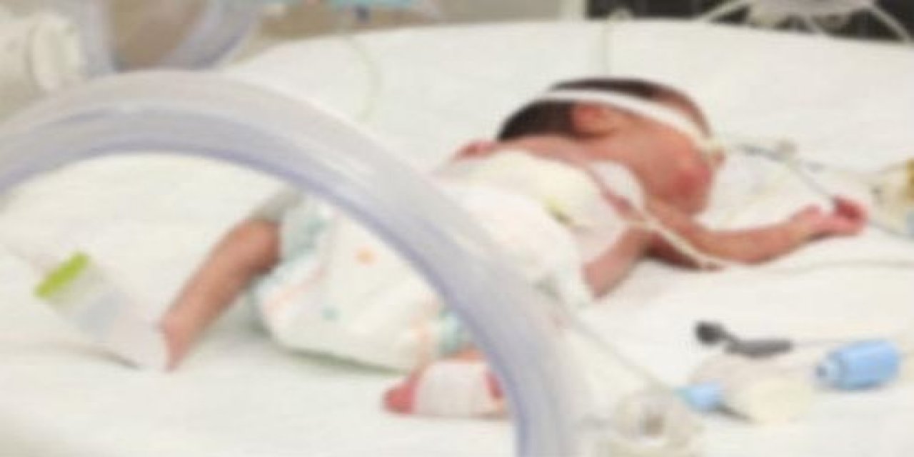 Gazze'de Acı Tablo: Saldırıda Ölen Kadının Bebeği Kurtarıldı