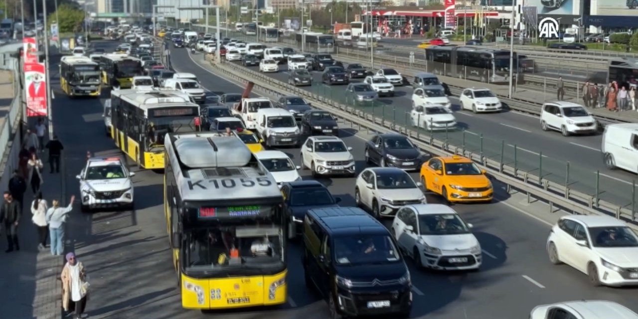 İstanbul'da Ramazan Bayramı Sonrası İkinci İş Gününde Trafik Yoğunluğu