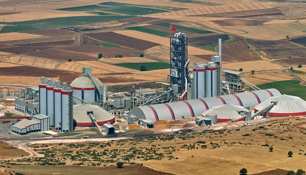 Türkiye'nin Sanayi Devine Ait 30 Yıllık Çimento Fabrikası Halka Arz Ediliyor