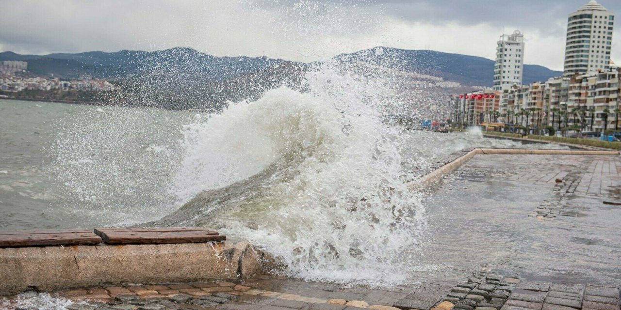 İzmir İçin Fırtına Uyarısı