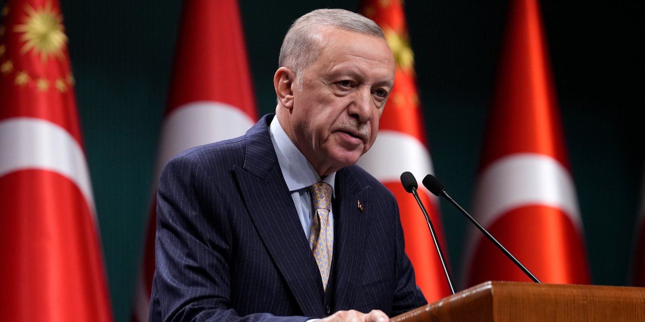 Seçim Yenilgisi Yumuşattı: Erdoğan'dan Özgür Özel'e "Kapımız Açık"