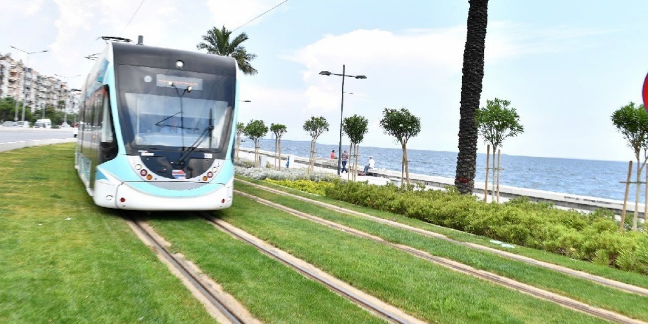 İzmir’in Tramvay Hatları İçin Araç Alım İhalesi Yapıldı